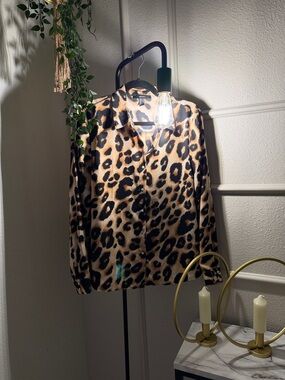 Forever 21 Leopard Print Satin Button-Down - Brown/Black